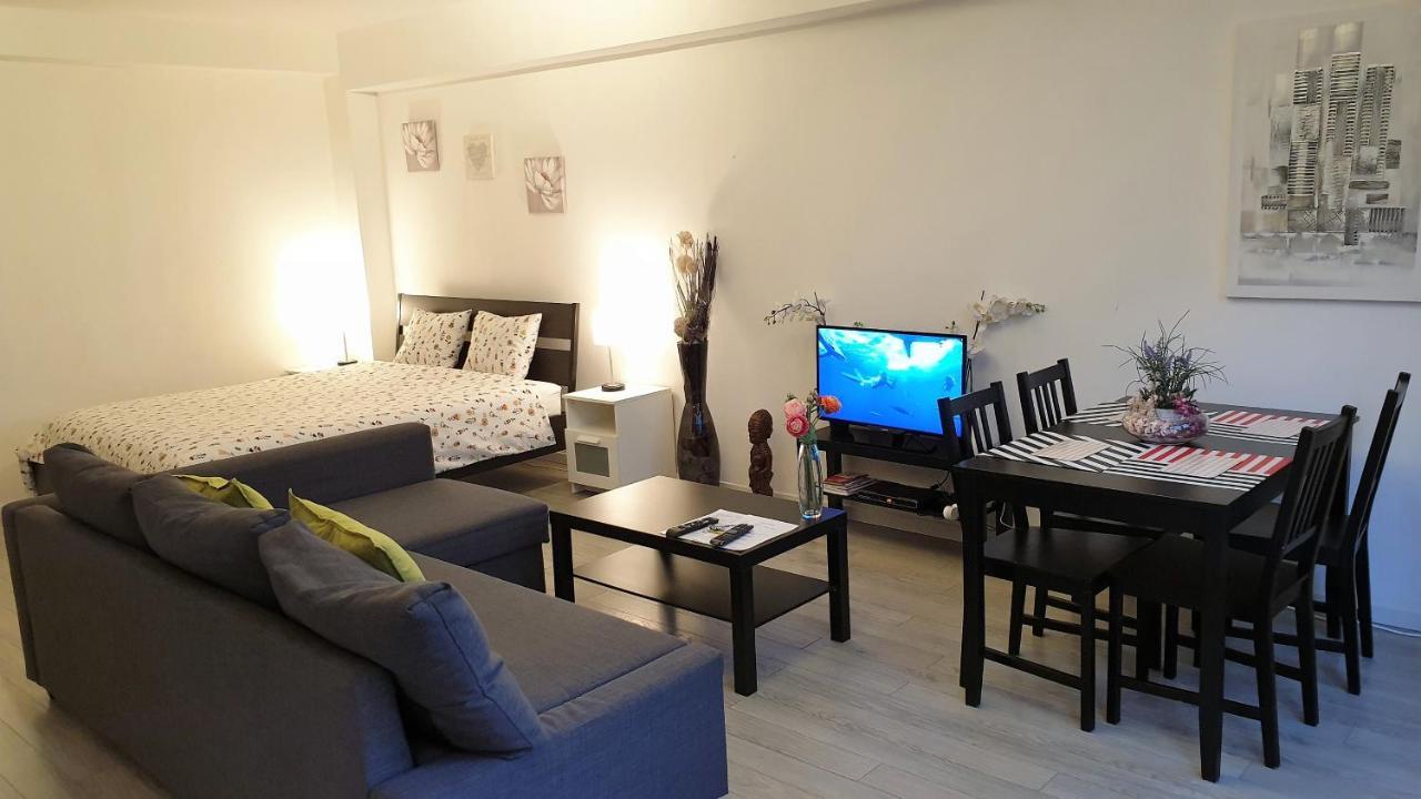 Apartment Chez Esmara Et Philippe Brussel Buitenkant foto